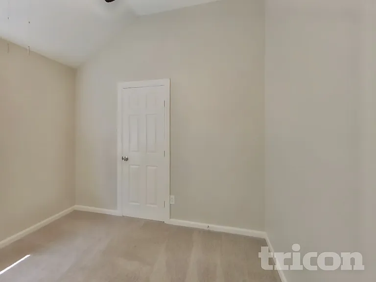 419 Windhurst Dr — Photo 19