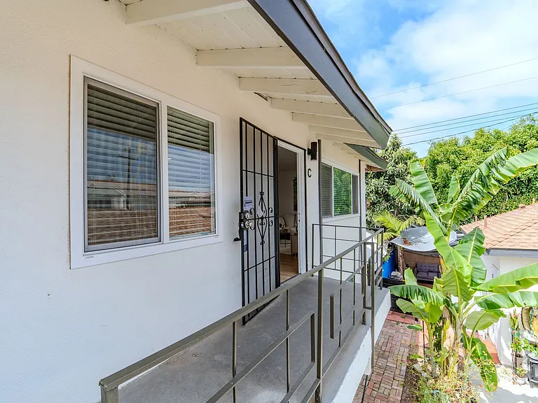 308 S Laurel St — Photo 17