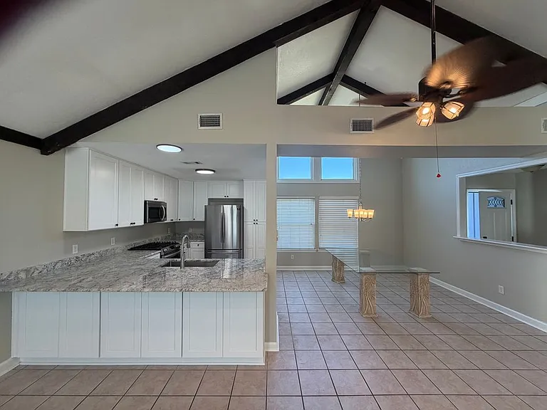 12195 Sage Ave — Photo 2