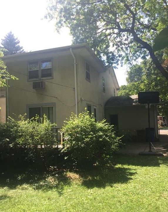 2nd image of 1712 Gurney St