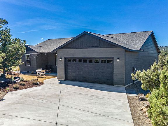 5th image of 5745 SE David Way