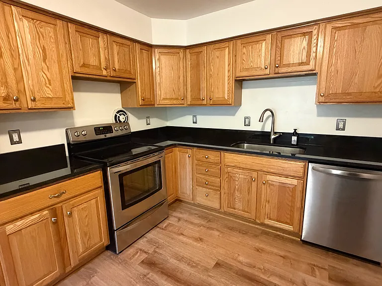 946 N Adams Rd #3 — Photo 6