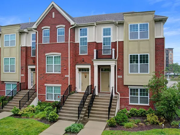 1255 Danforth Ct, Vernon Hills, IL 60061