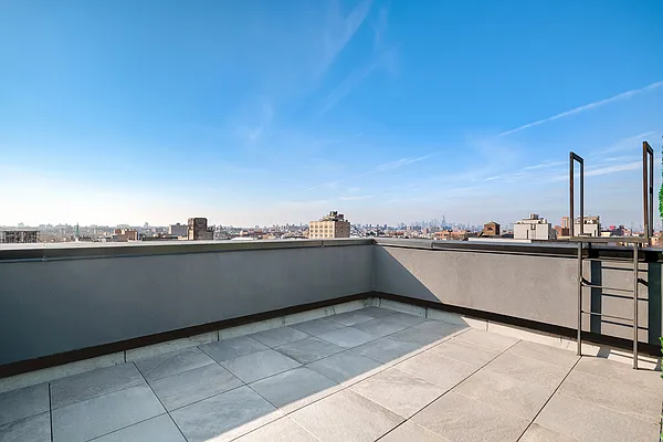 Rented by MNS | media 21