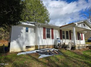 2053 Berry Branch Rd, Mountain City, TN 37683