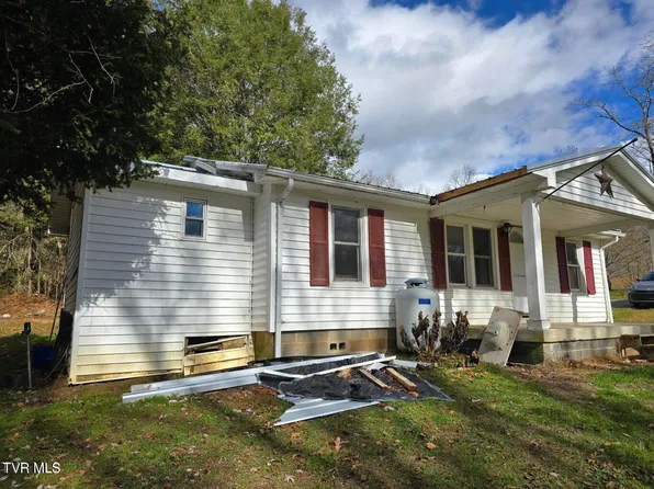 2053 Berry Branch Rd, Mountain City, TN 37683