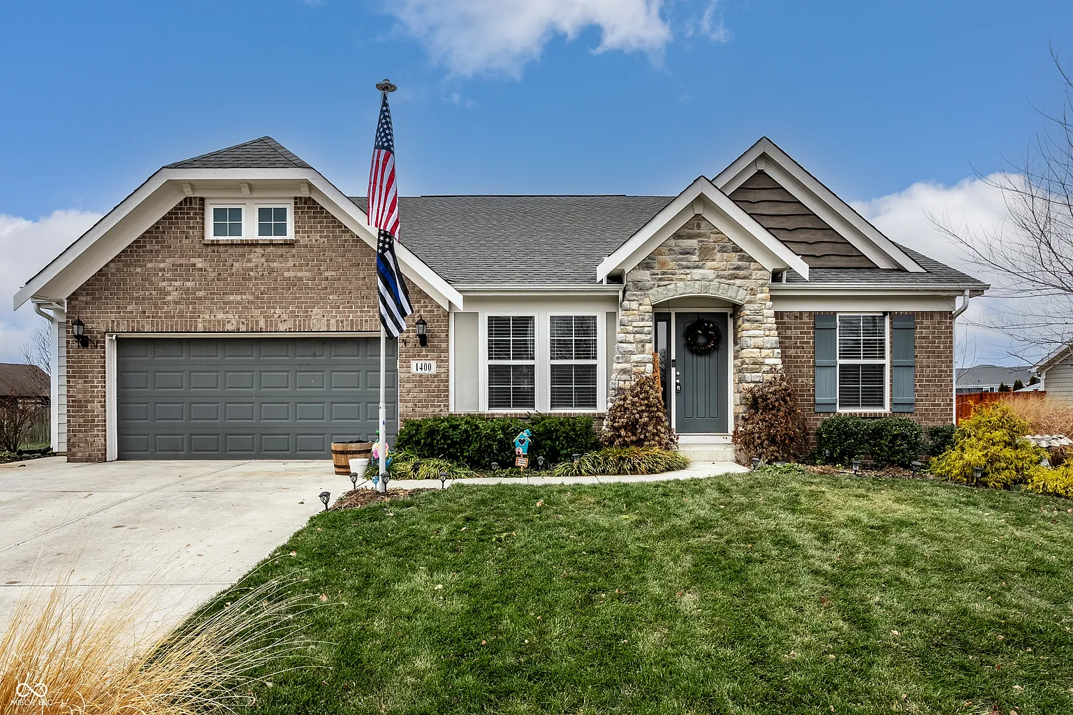 1400 W Springhurst Blvd photo 1