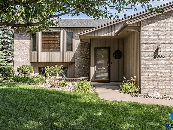 2nd image of 2805 S Whetstone Cir