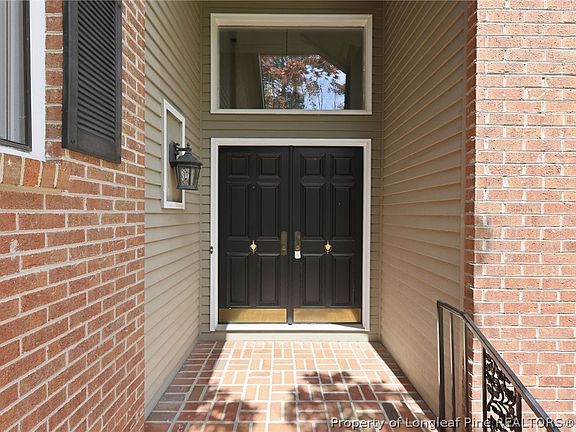 4th image of 621 Georgetown Cir