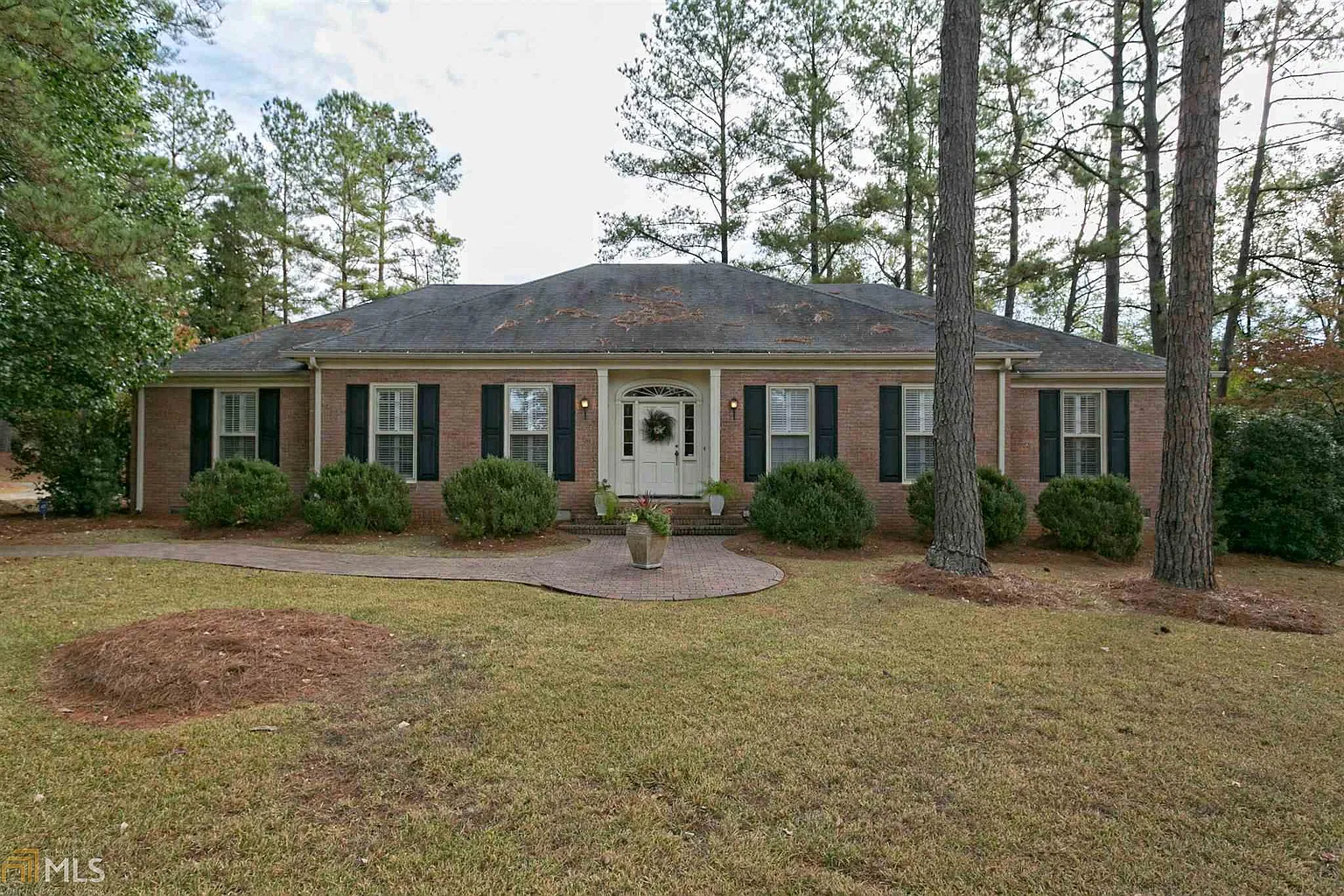 206 Johnston Dr photo 1