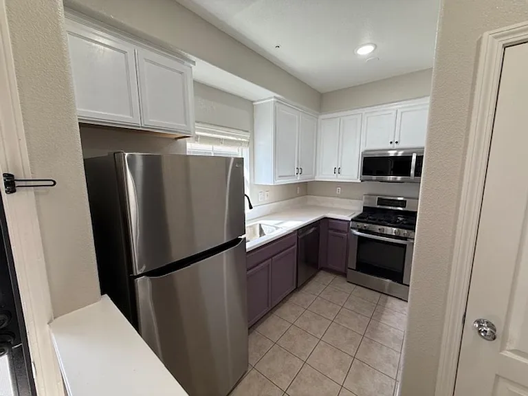 9 Ashford Pl — Photo 5