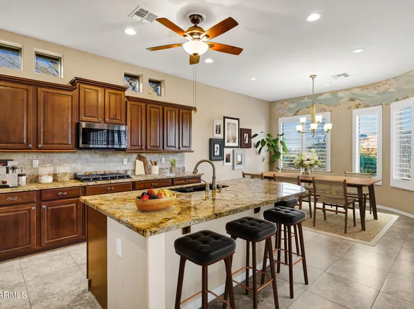 42988 W MISTY MORNING Lane, Maricopa, AZ 85138