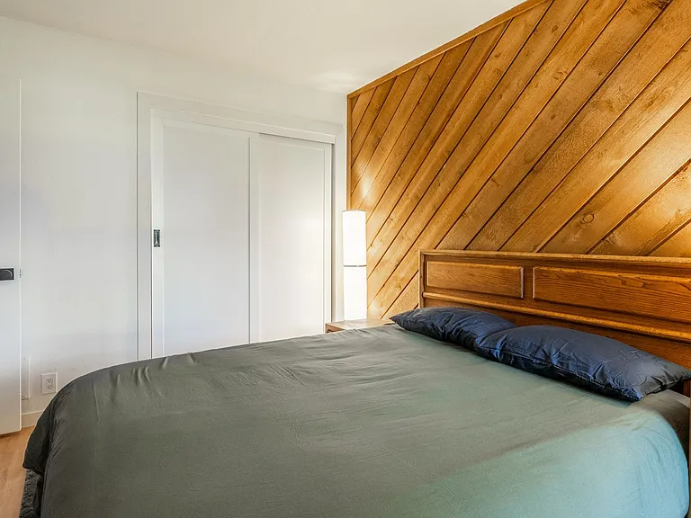 410 White Bark — Photo 32
