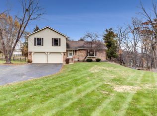 36W830 Crane Rd, St Charles, IL 60175