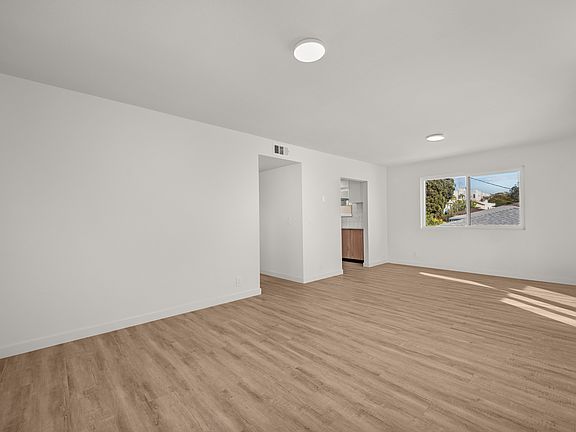 2nd image of 4113 Alabama St #C