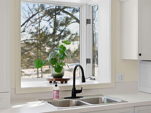 5th image of 10570 Snowcrest Ct