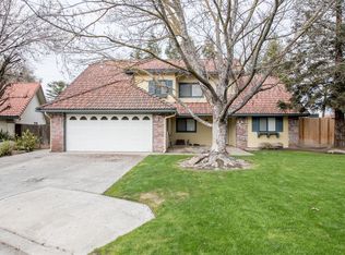1696 E Serena Ave, Fresno, CA 93720