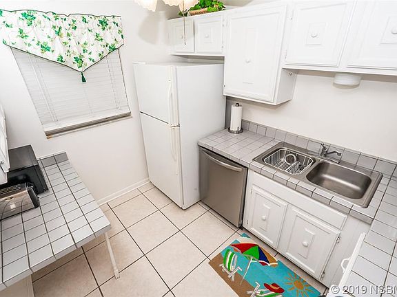 3rd image of 4153 S Atlantic Ave APT 211