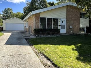111 Willow St, Park Forest, IL