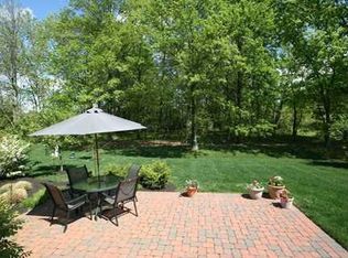 6970 Grate Park Dr, New Albany, OH