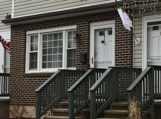 2 Laura Ln, Bethel, CT 06801
