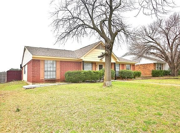 2nd image of 2322 Bermuda Dr