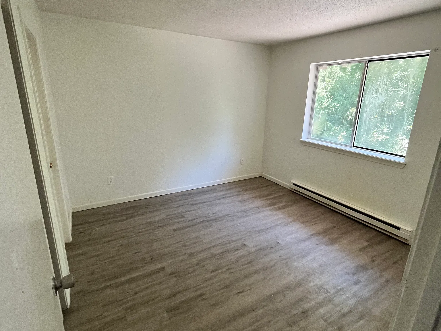 2 bed, $1,550 — Photo 2