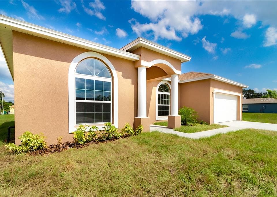 1st image of 34 Catalina Ct