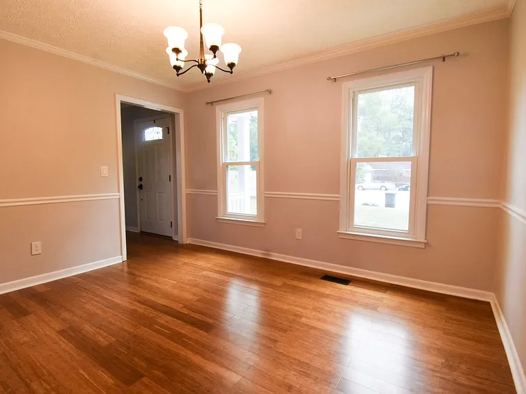 5804 Norman Pl — Photo 7