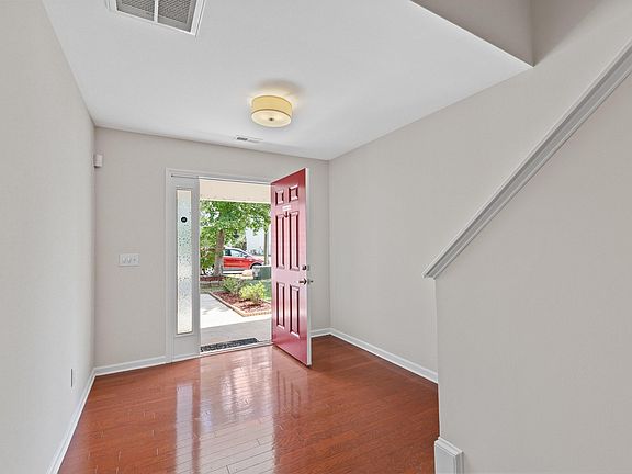 2nd image of 1546 Brown Owl Dr