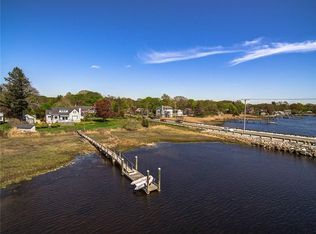 4 Craig Dr, Barrington, RI 02806