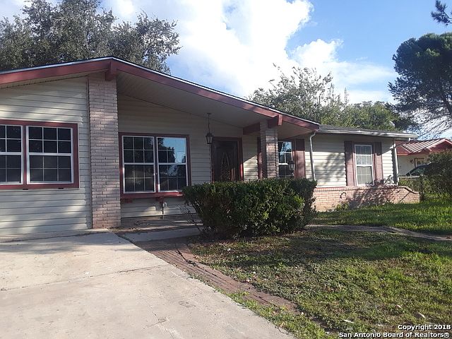 1st image of 2107 Harry St