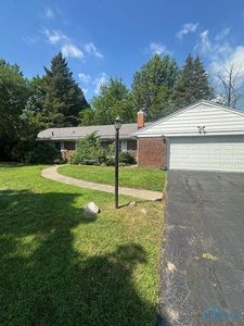 2020 W Crest Dr, Toledo, OH, 43614
