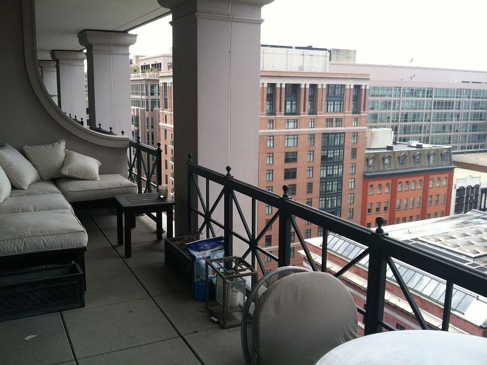 2nd image of 3021 Clinton St NE