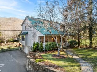 612 Christian Creek Rd, Swannanoa, NC 28778