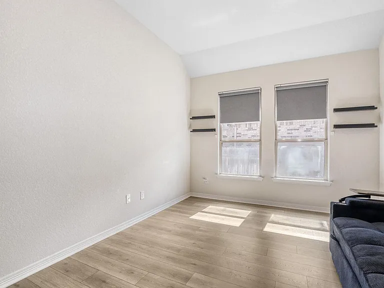 20808 Carries Ranch Rd — Photo 17