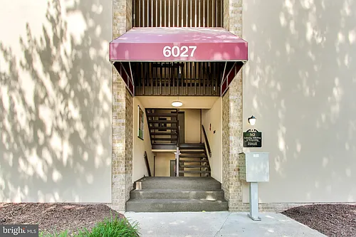 6027 Majors Ln Photo 1