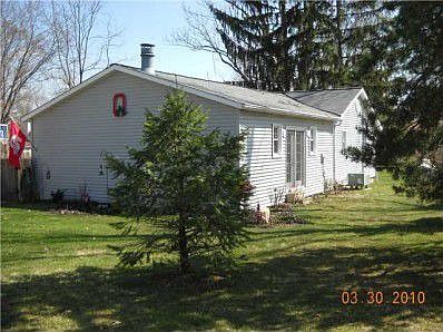2nd image of 205 W Reindeer Dr