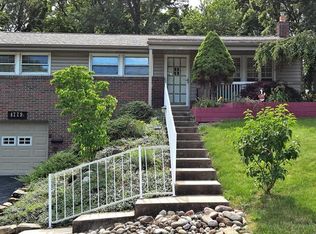 4779 Havana Dr, Pittsburgh, PA 15239