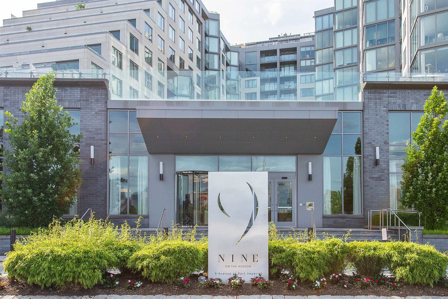 9 Avenue At Port Imperial #810 photo 1