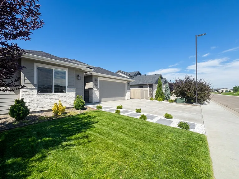 2406 W Herron Ridge Ct — Photo 2