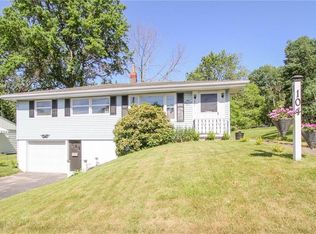 104 Hallock St, Jamestown, NY 14701