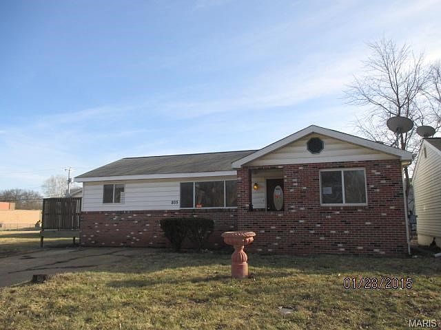 1st image of 805 Benton St