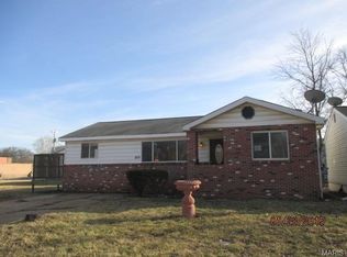 805 Benton St, Valley Park, MO