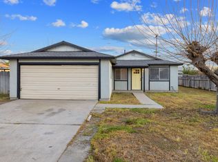 1399 Carla Avenue, Pixley, CA 93256