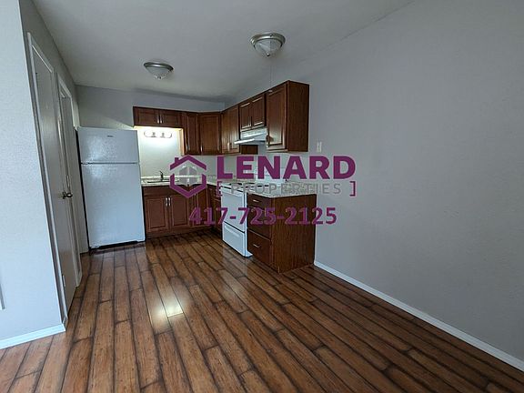 4th image of 700 N Water Ave #1