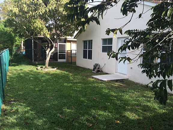 3rd image of 20851 NW 14th St