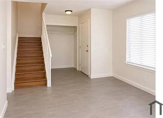 4015 Edgeford Pl — Photo 7
