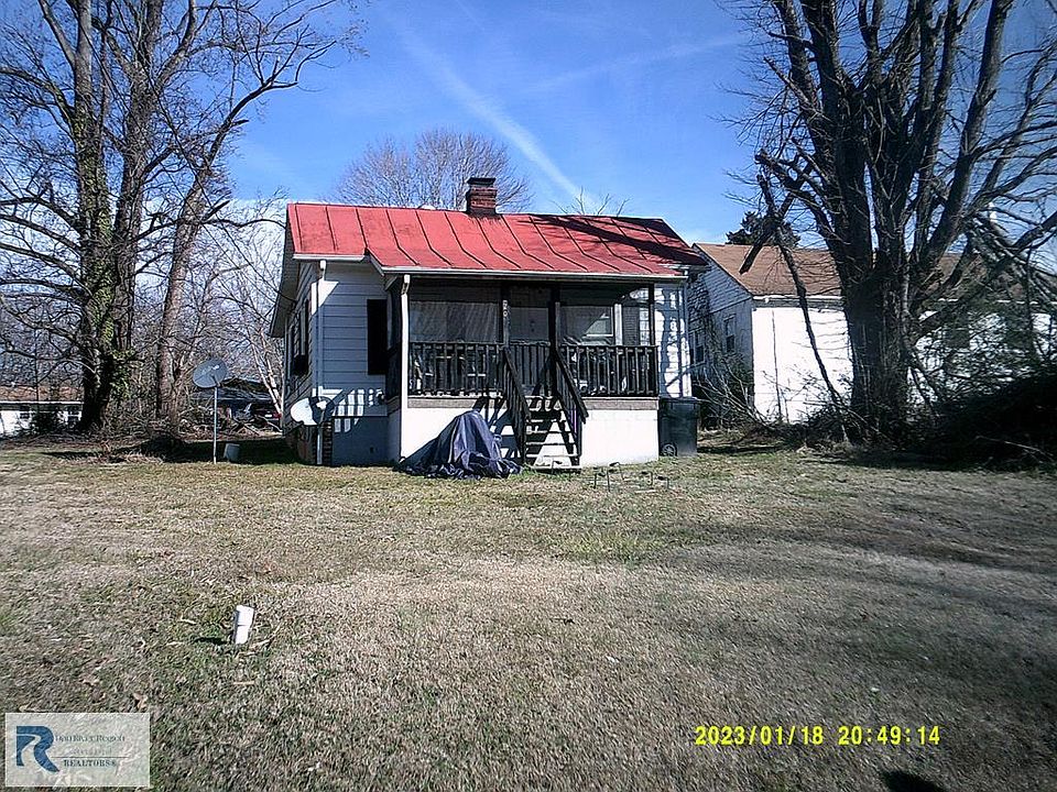 1st image of 220 Sylvan Rd