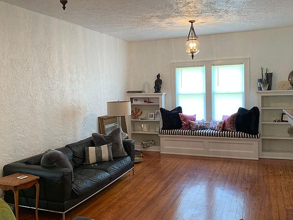 2nd image of 244 Mar Vista Dr